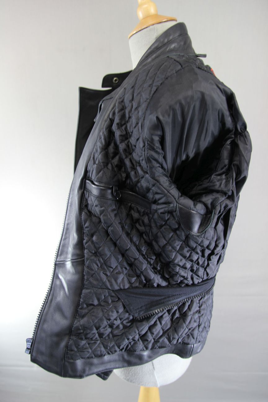 WEISE CLASSIC BLACK LEATHER BIKER JACKET WITH REMOVABLE BACK PROTECTOR: SIZE 12