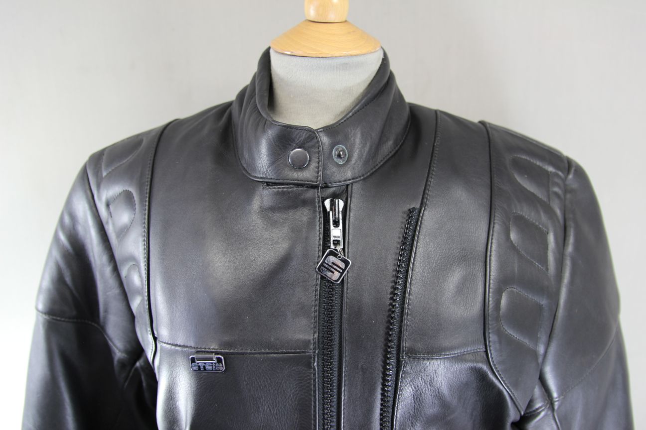 BLACK STEIN LEATHERS BIKER JACKET WITH THERMAL LINING: SIZE 14/36-38 INCH CHEST