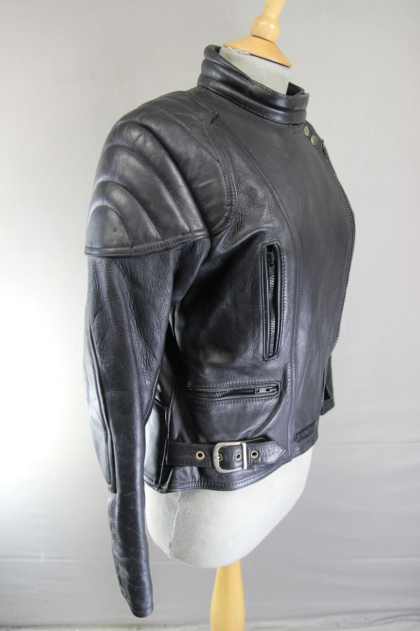 CLASSIC SPORTEX A5 BLACK LEATHER BIKER JACKET: SIZE 14 34 INCH CHEST