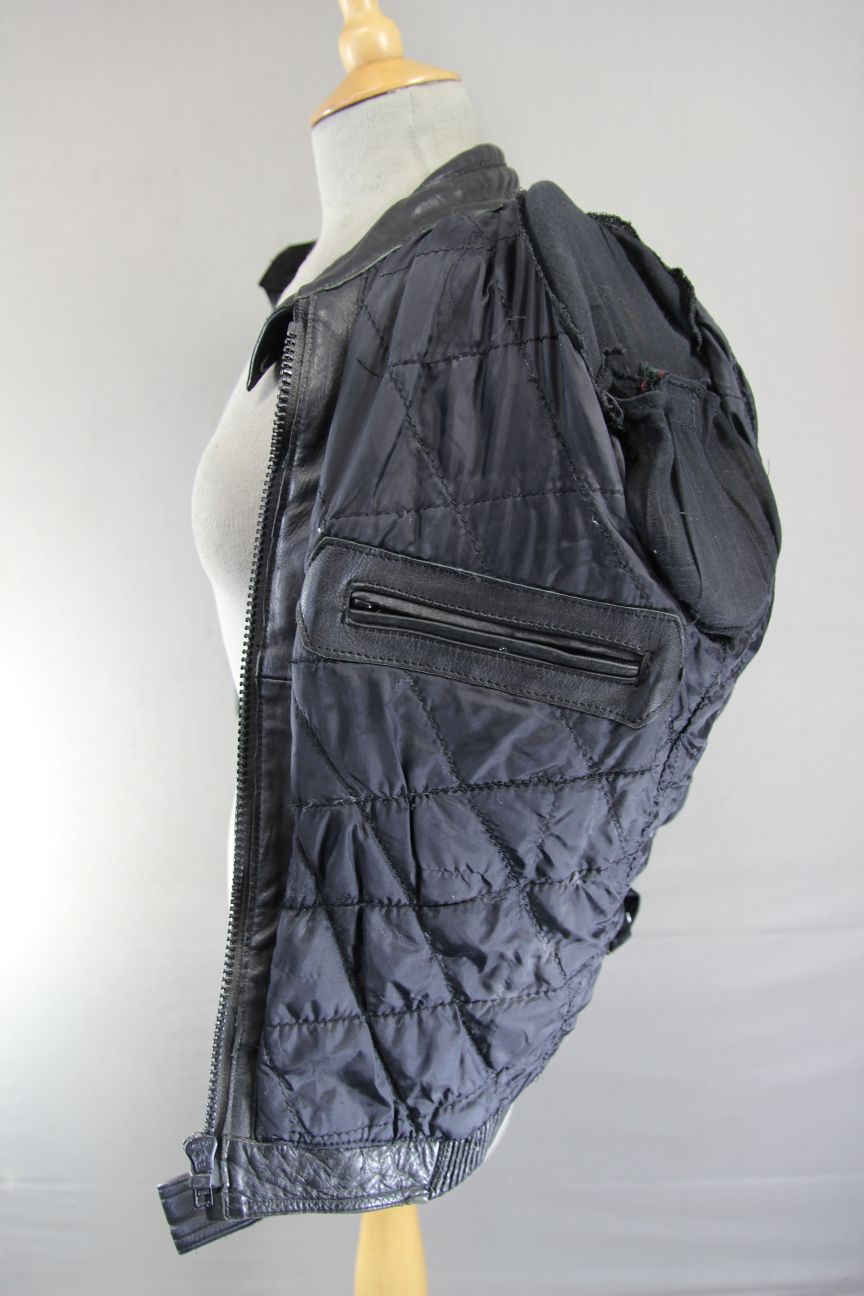 RHINO BRITISH DESIGNED BLACK COWHIDE LEATHER BIKER JACKET + PROTECTORS: SIZE 10