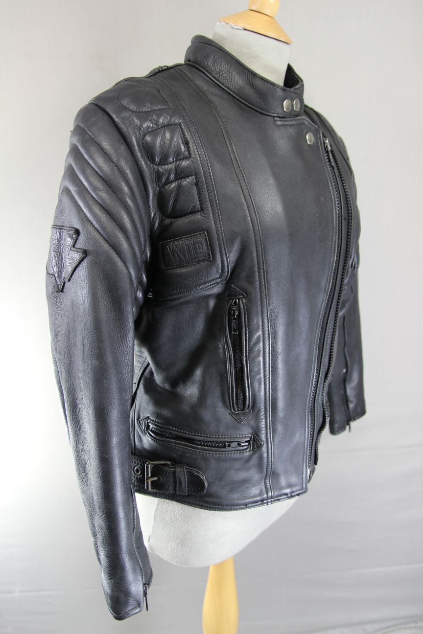 AKITO MERCURY PLUS BLACK LEATHER BIKER JACKET WITH BACK PROTECTOR: SIZE 14