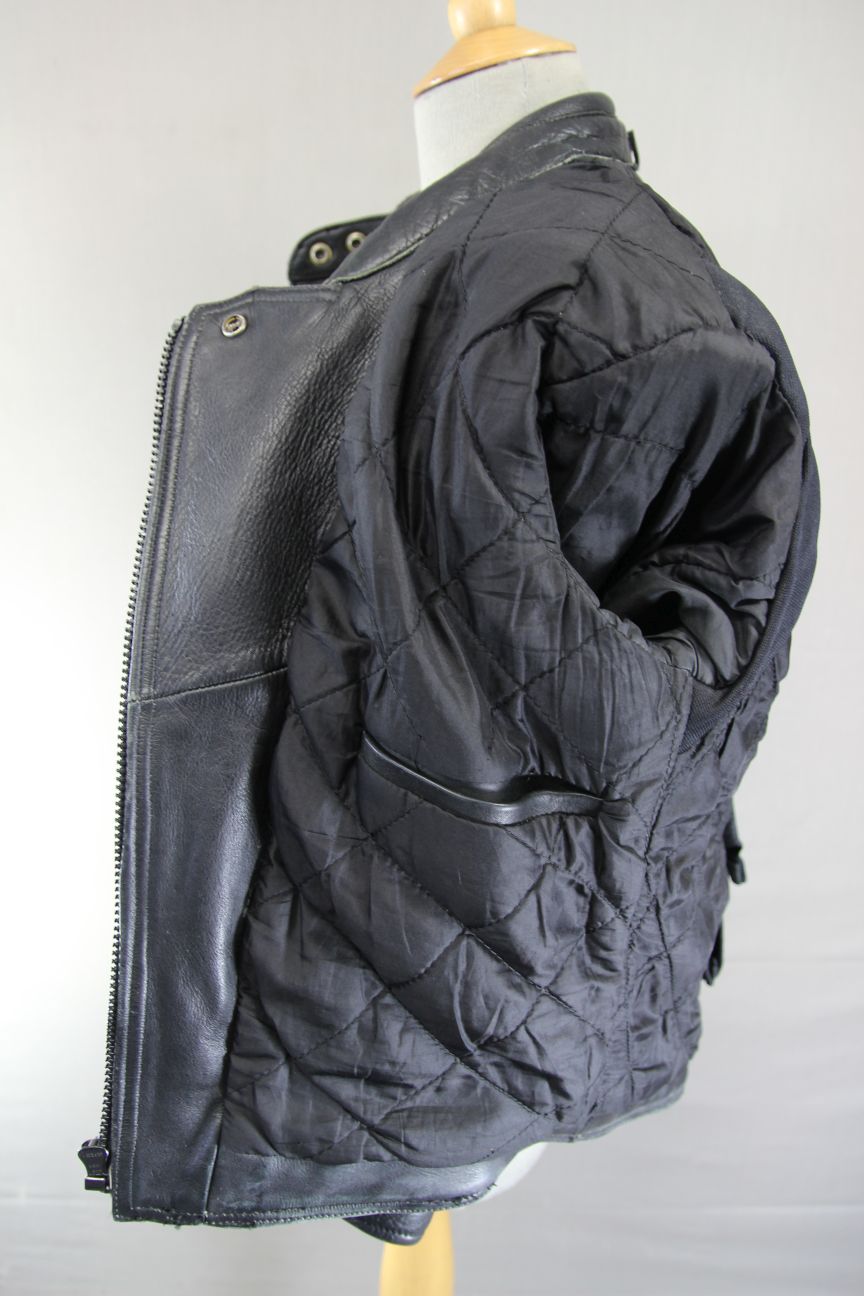 AKITO MERCURY PLUS BLACK LEATHER BIKER JACKET WITH BACK PROTECTOR: SIZE 14