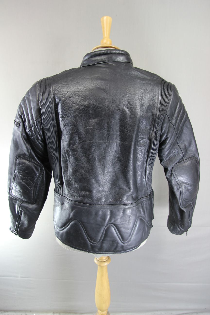 APACHE LEATHERS CLASSIC BLACK BIKER JACKET 38 INCH CHEST/MEDIUM