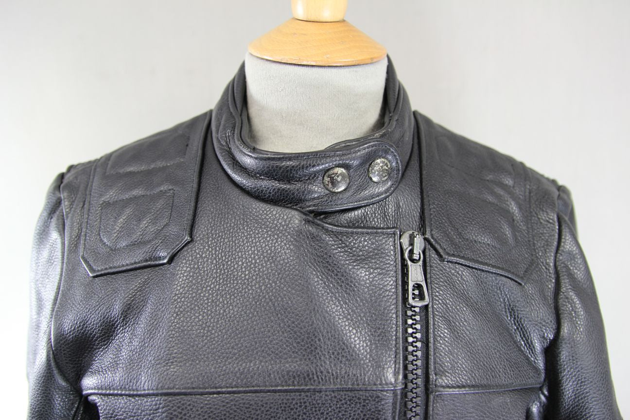 CLASSIC BRITISH MADE BLACK TT LEATHERS INTERNATIONAL BIKER JACKET: SIZE 8