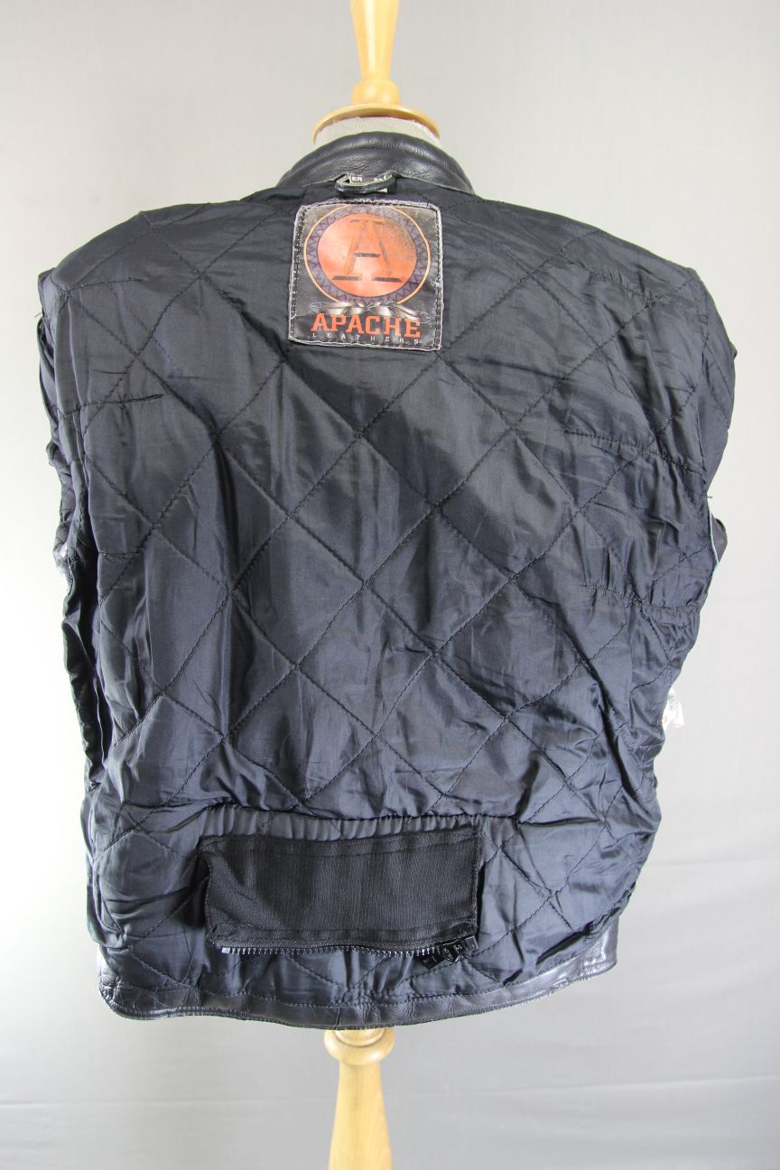APACHE LEATHERS CLASSIC BLACK BIKER JACKET 38 INCH CHEST/MEDIUM