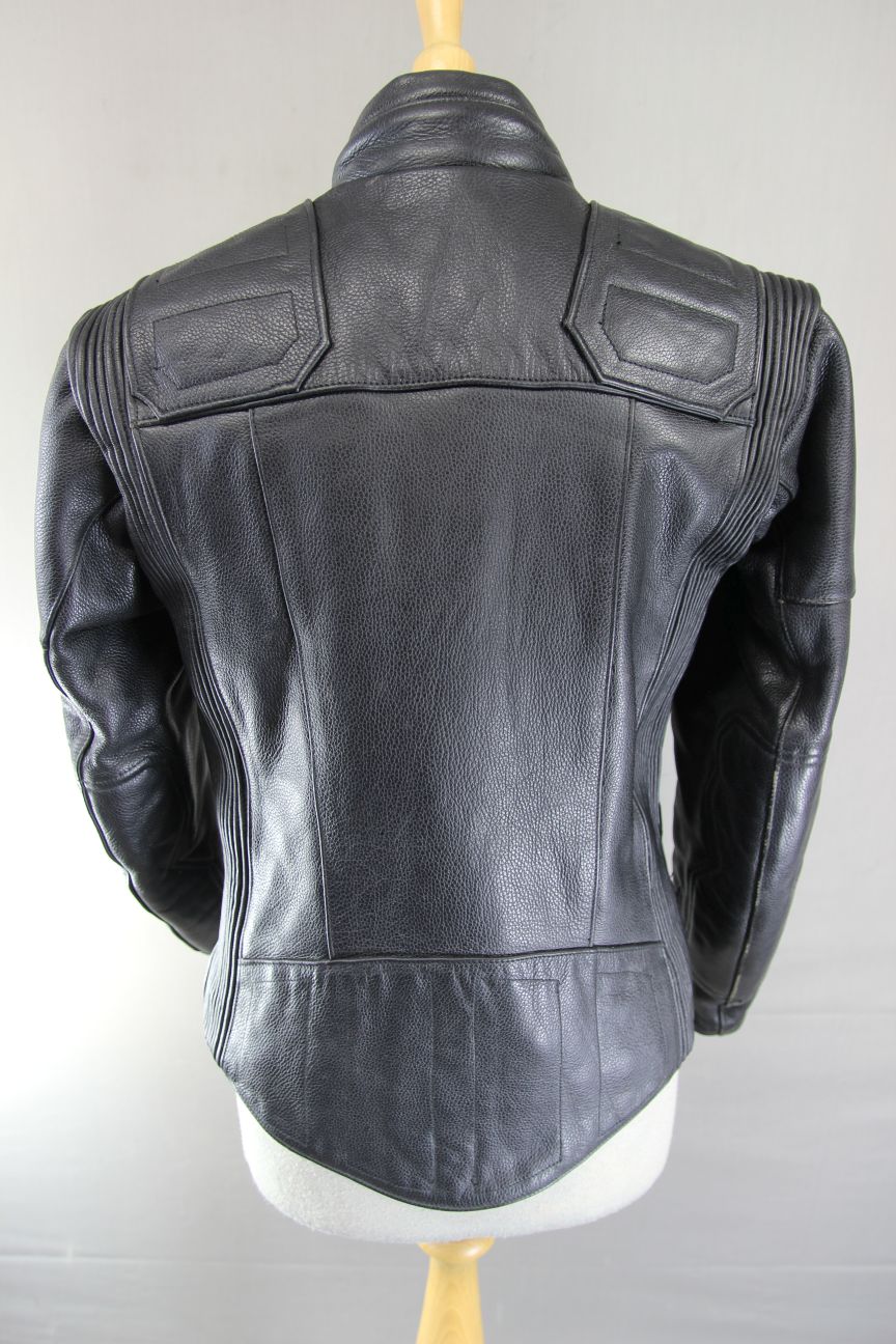 CLASSIC BRITISH MADE BLACK TT LEATHERS INTERNATIONAL BIKER JACKET: SIZE 8