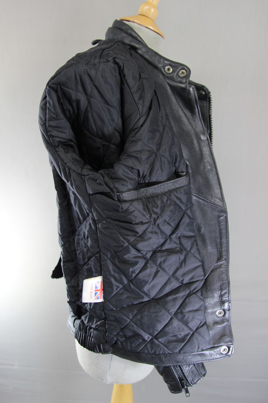 CLASSIC BRITISH MADE BLACK TT LEATHERS INTERNATIONAL BIKER JACKET: SIZE 8