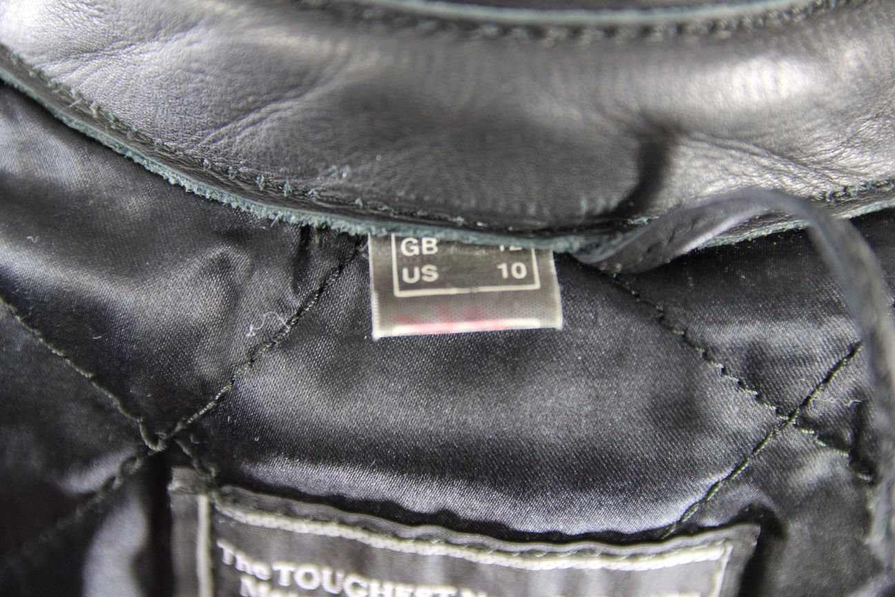 RHINO BRITISH DESIGNED/STYLED BLACK COWHIDE LEATHER BIKER JACKET SIZE 12 34 INCH