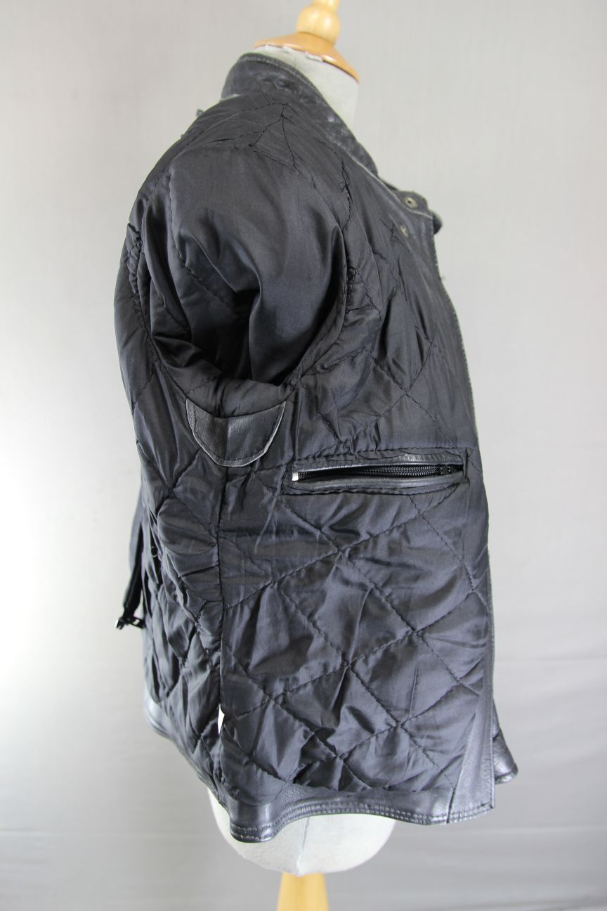 CLASSIC AKITO T-FORCE BLACK LEATHER BIKER JACKET: SIZE 12/34-36 INCH CHEST