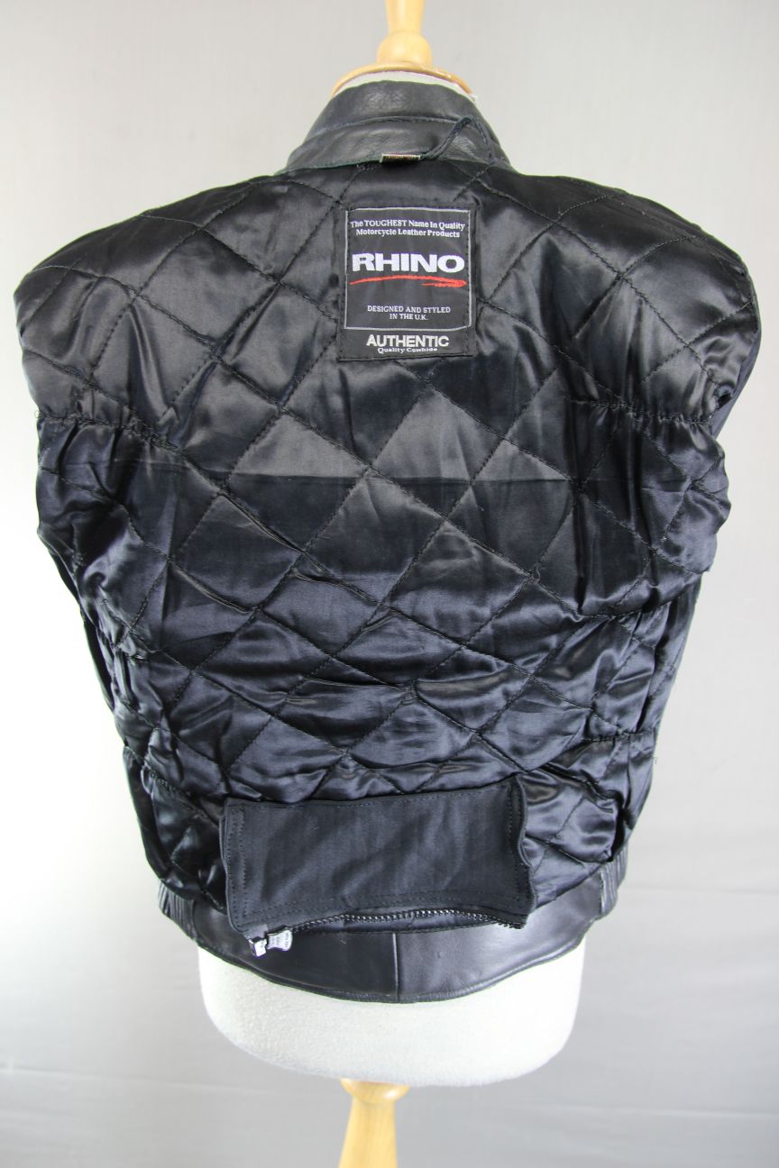 RHINO BRITISH DESIGNED/STYLED BLACK COWHIDE LEATHER BIKER JACKET SIZE 12 34 INCH