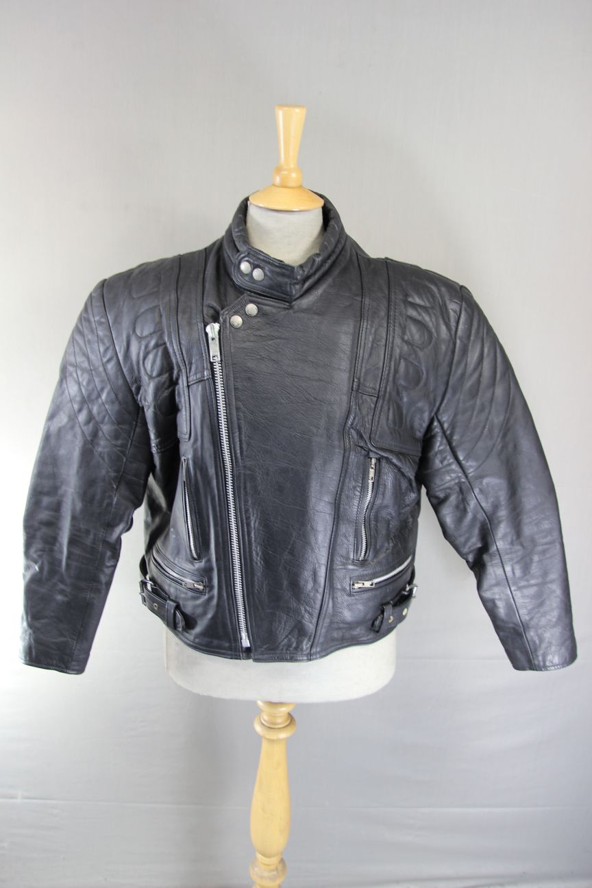CLASSIC BLACK LEATHER BIKER JACKET 42-44 INCH CHEST