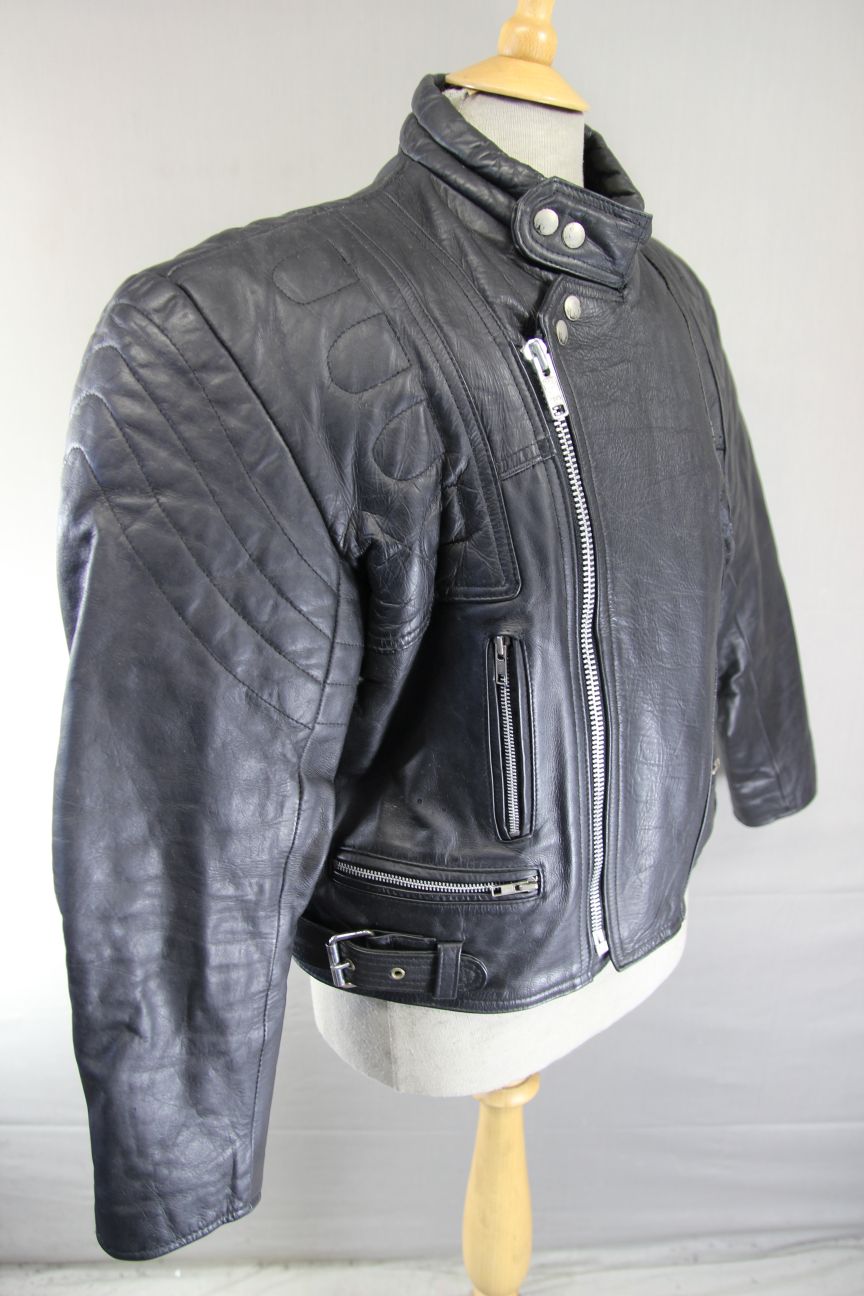 CLASSIC BLACK LEATHER BIKER JACKET 42-44 INCH CHEST