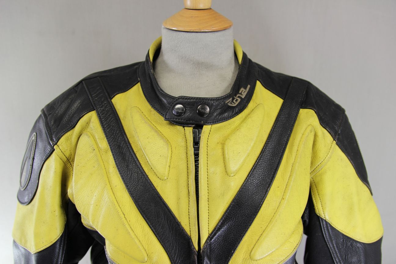 RICHA BLACK, YELLOW & SILVER LEATHER BIKER JACKET WITH CE ARMOUR 42 INCH CHEST