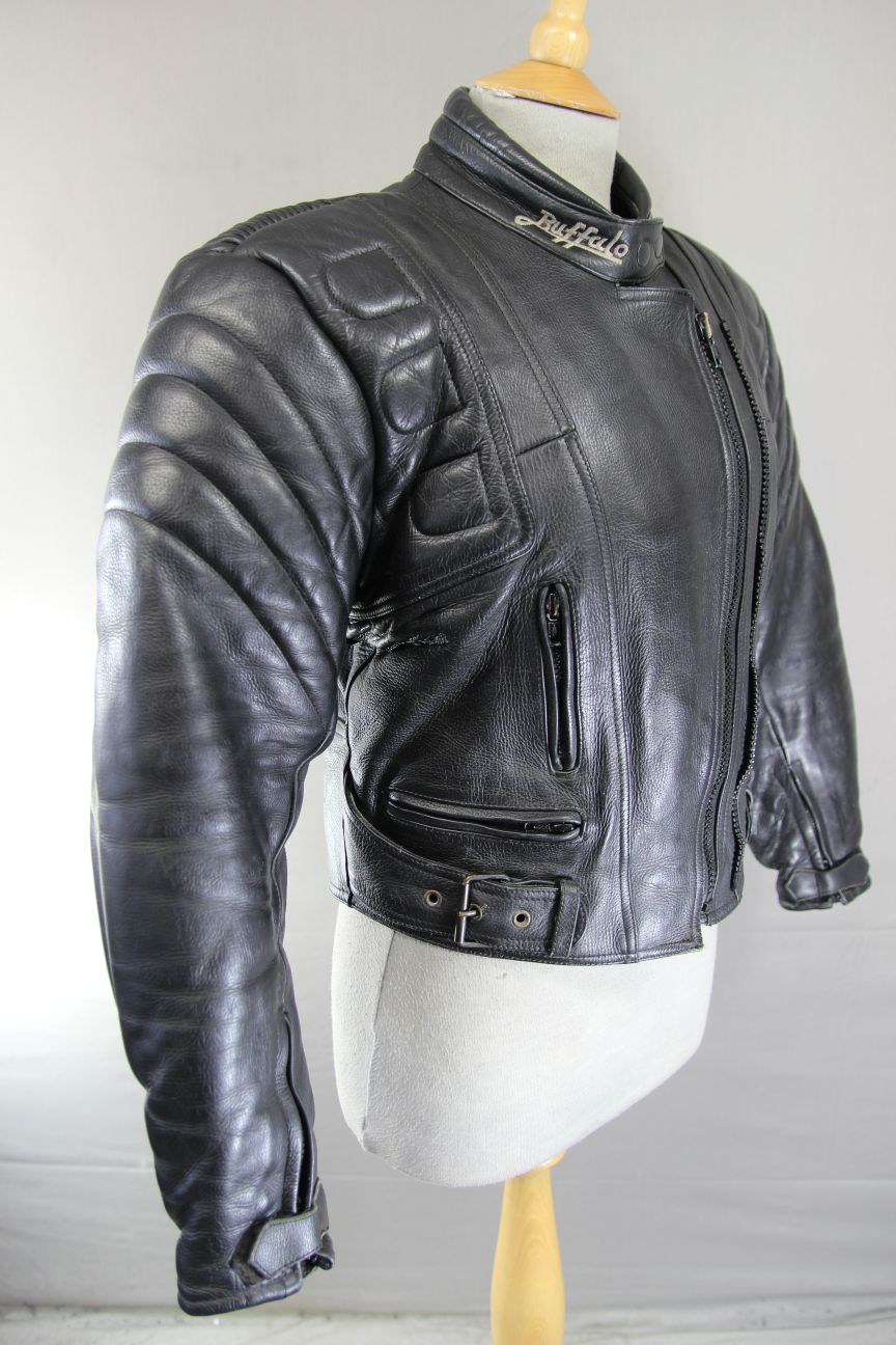 CLASSIC BUFFALO BLACK LEATHER BIKER JACKET 34-36 INCH CHEST/SIZE 12
