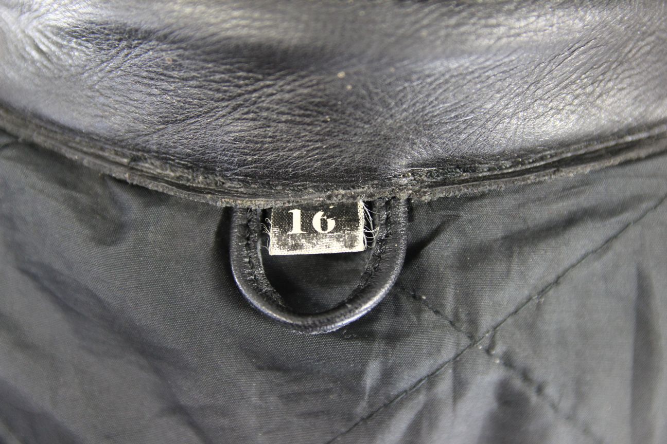 CLASSIC BLACK LEATHER BIKER JACKET: SIZE 16/36-38 INCH CHEST
