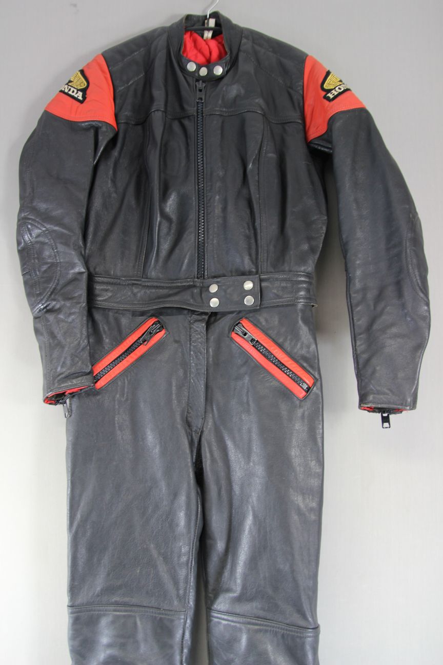 VINTAGE 1970'S 'HONDA' 2PIECE BLACK & RED LEATHER BIKER SUIT CHEST 38"/WAIST 30"