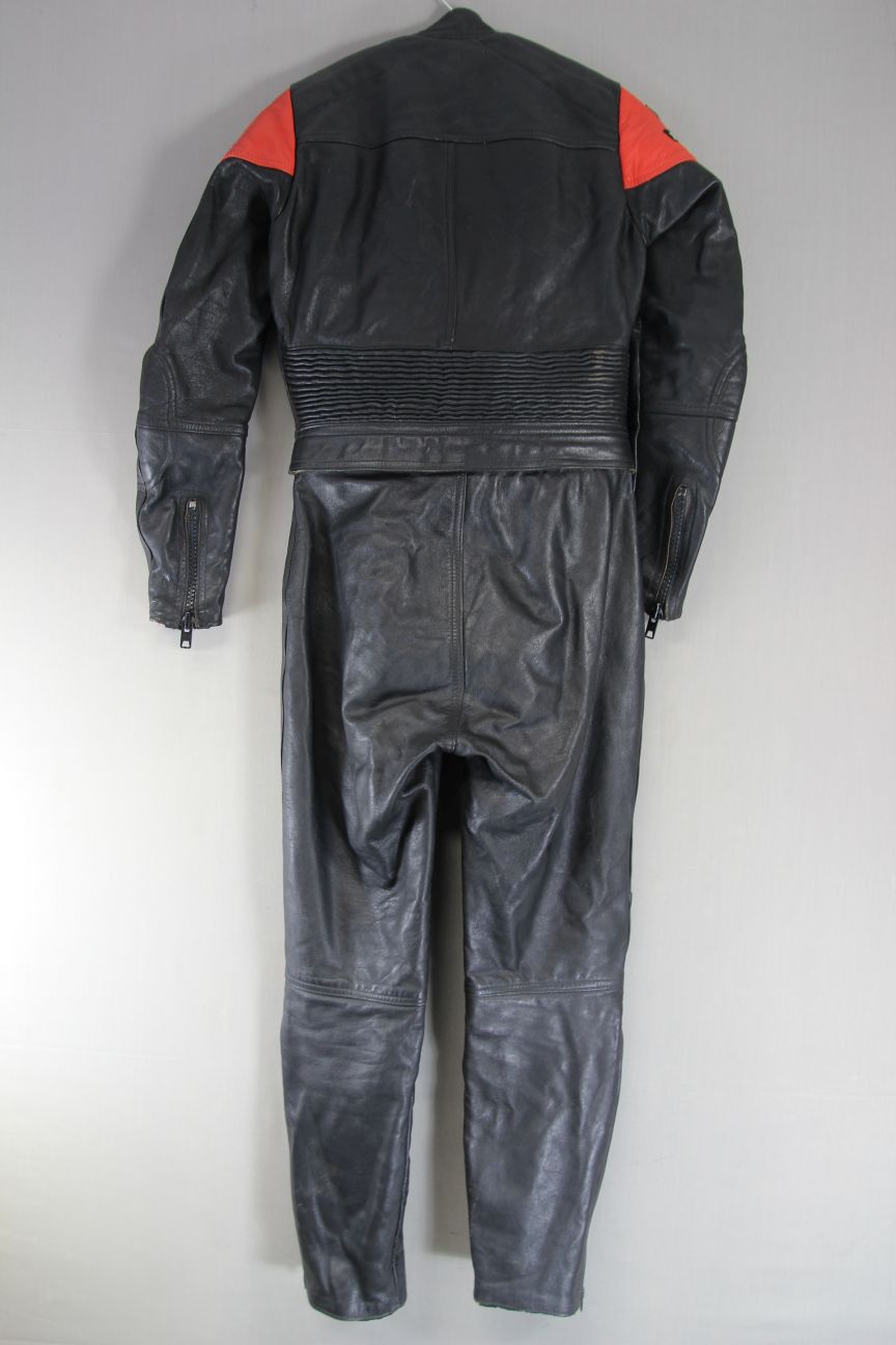 VINTAGE 1970'S 'HONDA' 2PIECE BLACK & RED LEATHER BIKER SUIT CHEST 38"/WAIST 30"