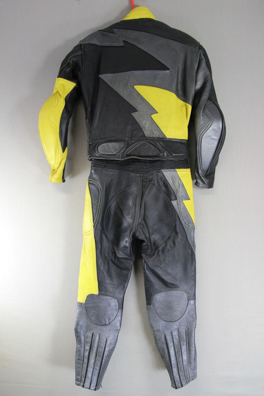 J&S 2 PIECE BLACK, SILVER & YELLOW LEATHER BIKER SUIT WITH BACK PROTECTOR 38 IN