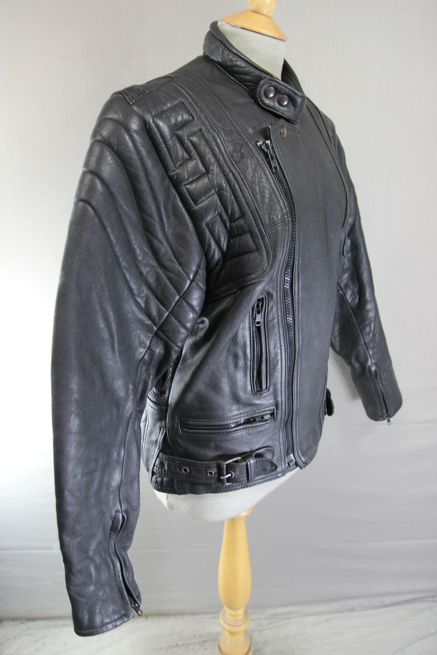 CLASSIC AKITO T-FORCE BLACK LEATHER BIKER JACKET 38-40 INCH CHEST