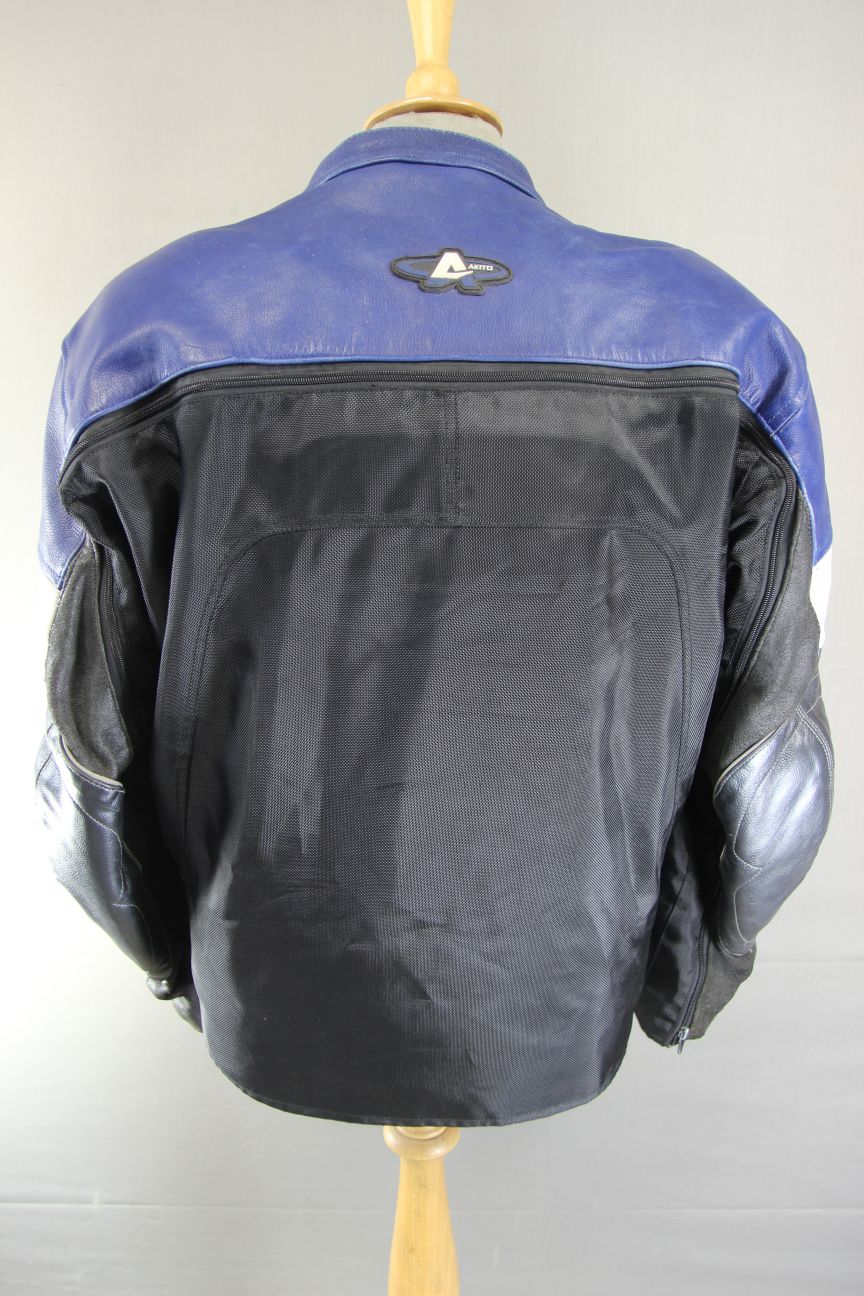 AKITO ALL WEATHER LEATHER & TEXTILE BIKER JACKET WITH REMOVABLE CE ARMOUR 44 IN