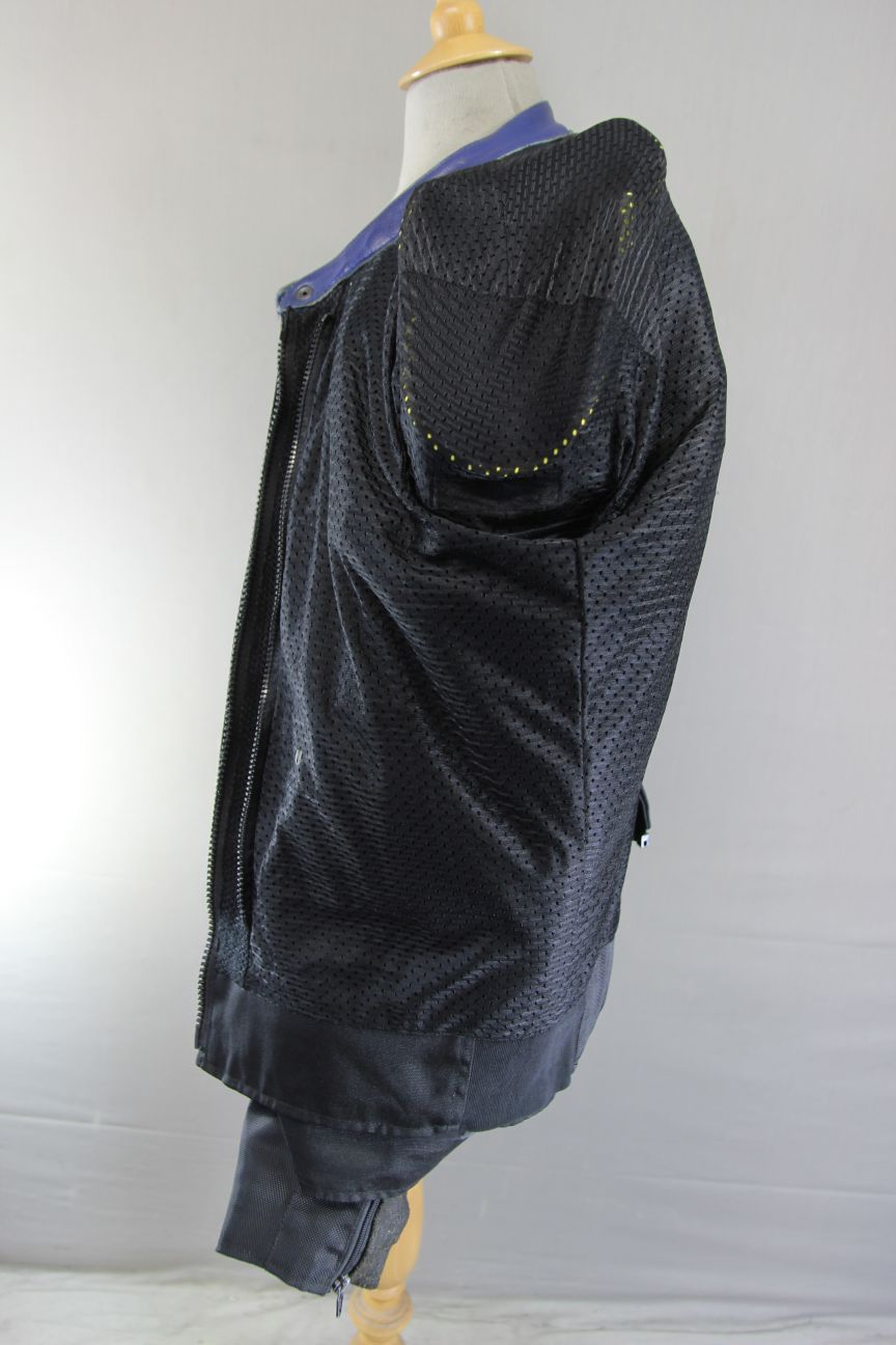 AKITO ALL WEATHER LEATHER & TEXTILE BIKER JACKET WITH REMOVABLE CE ARMOUR 44 IN