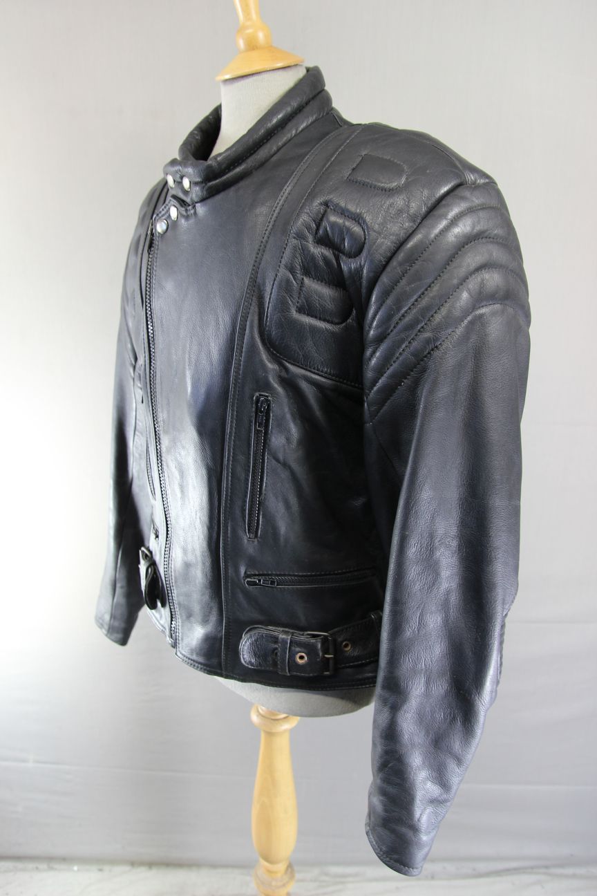 CLASSIC J&S BLACK LEATHER BIKER JACKET WITH REMOVABLE BACK PROTECTOR 42-44 INCH