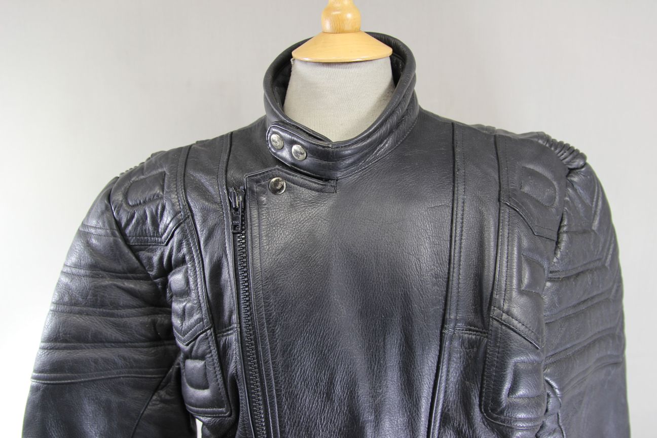 CLASSIC BLACK LEATHER BIKER JACKET 42-44 INCH