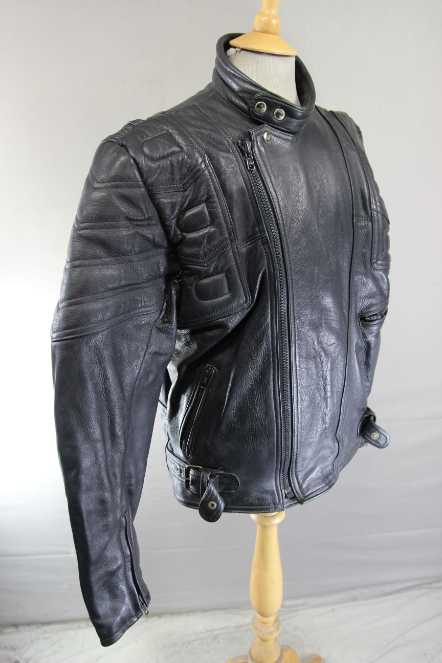 CLASSIC BLACK LEATHER BIKER JACKET 42-44 INCH