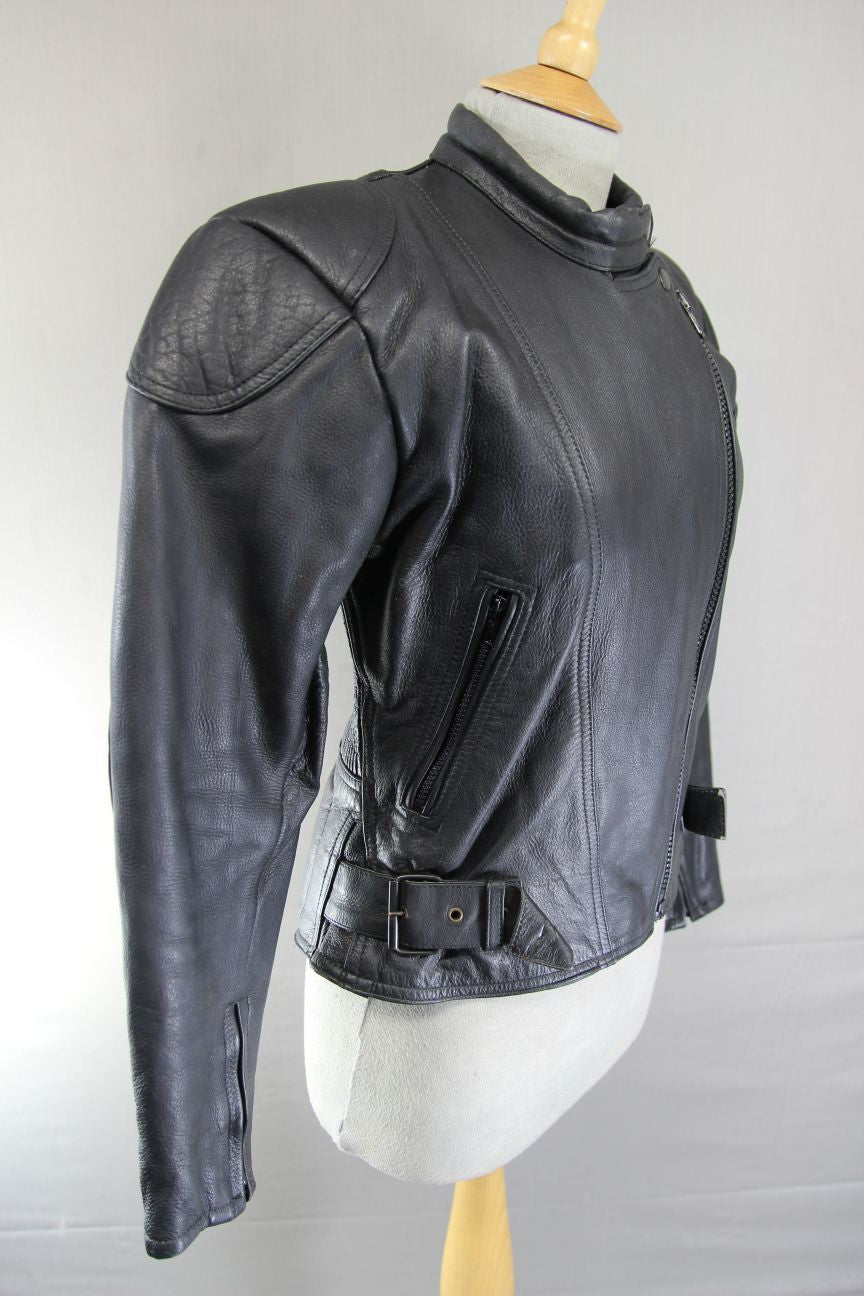 LADIES CLASSIC BLACK LEATHER BIKER JACKET: SIZE 10-12/34 INCH CHEST