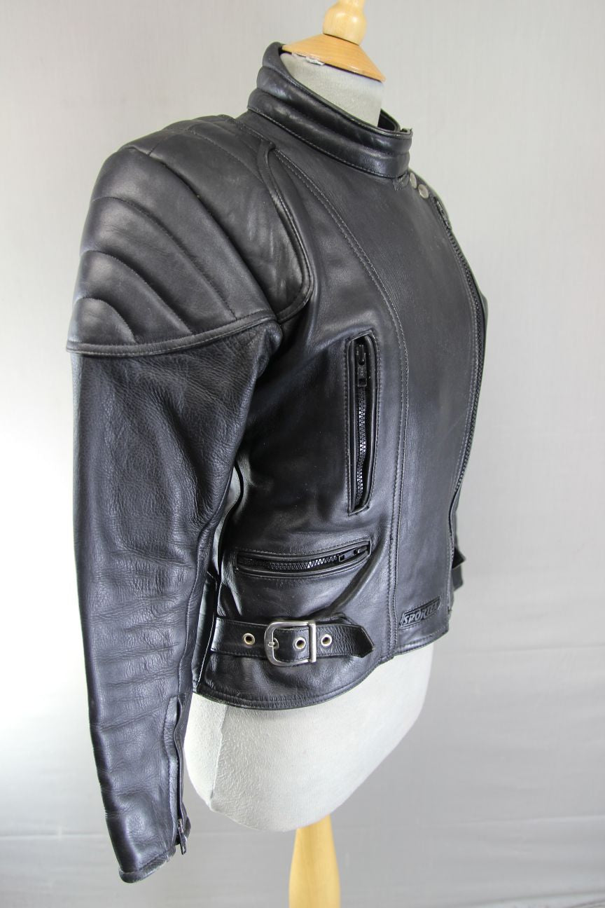 CLASSIC SPORTEX A5 BLACK LEATHER BIKER JACKET: SIZE 12/32-34 INCH CHEST