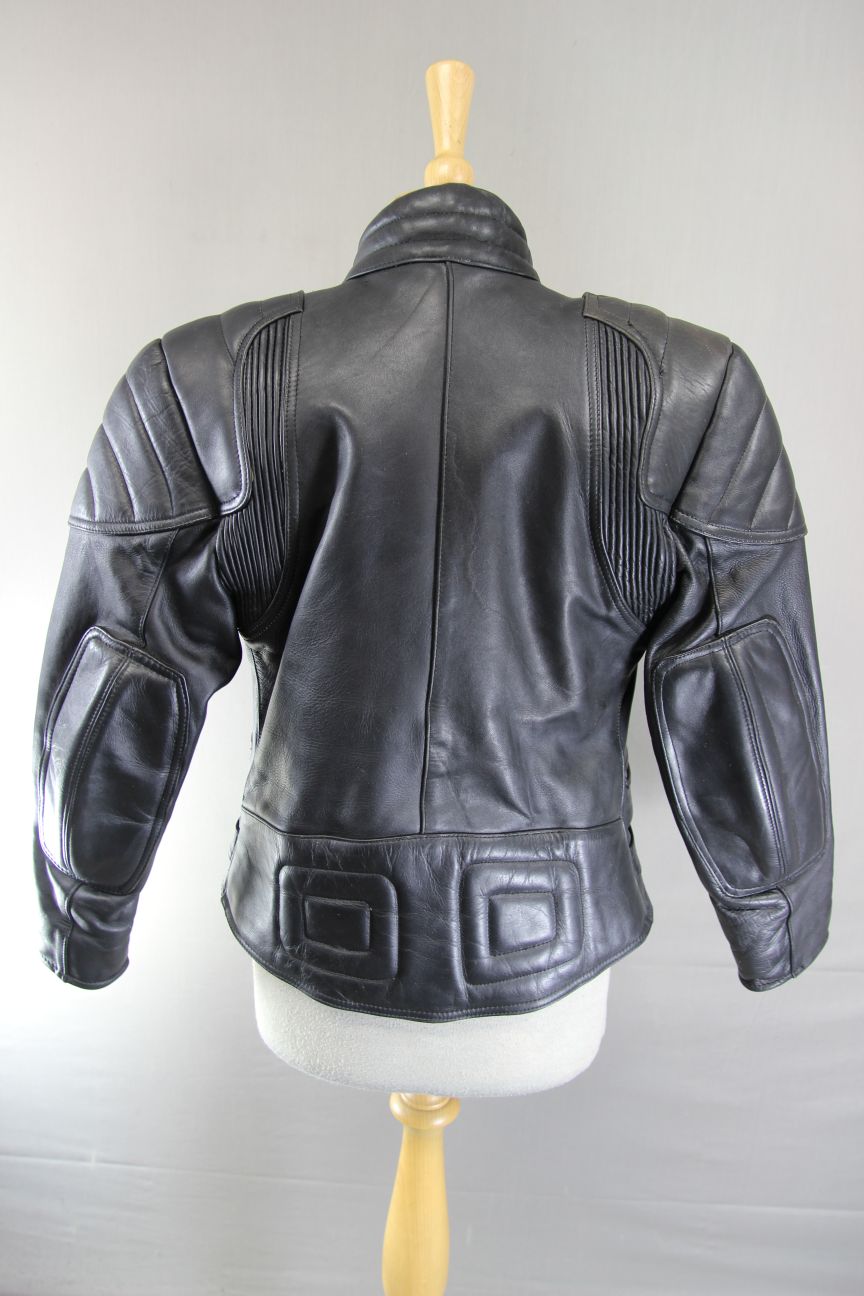 CLASSIC SPORTEX A5 BLACK LEATHER BIKER JACKET: SIZE 12/32-34 INCH CHEST