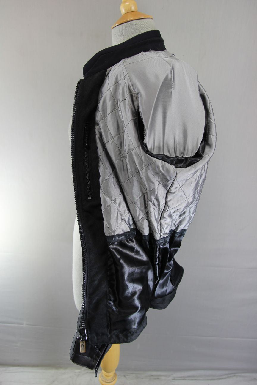 RICHA BLACK LEATHER BIKER JACKET + REMOVABLE SHOULDER & ELBOW CE ARMOUR: SIZE 10