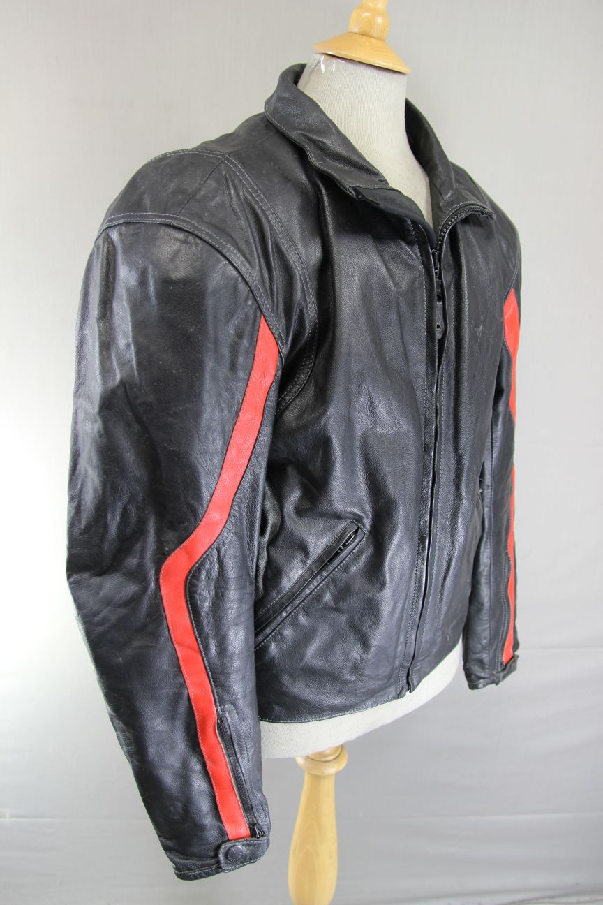 DAINESE BLACK & RED LEATHER BIKER JACKET WITH SHOULDER & ELBOW CE ARMOUR 42 INCH