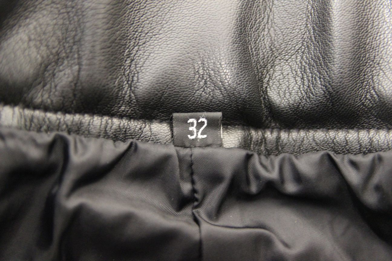 BIKO CLASSIC BLACK LEATHER BIKER JEANS: WAIST 32 INCHES/INSIDE LEG 32 INCHES