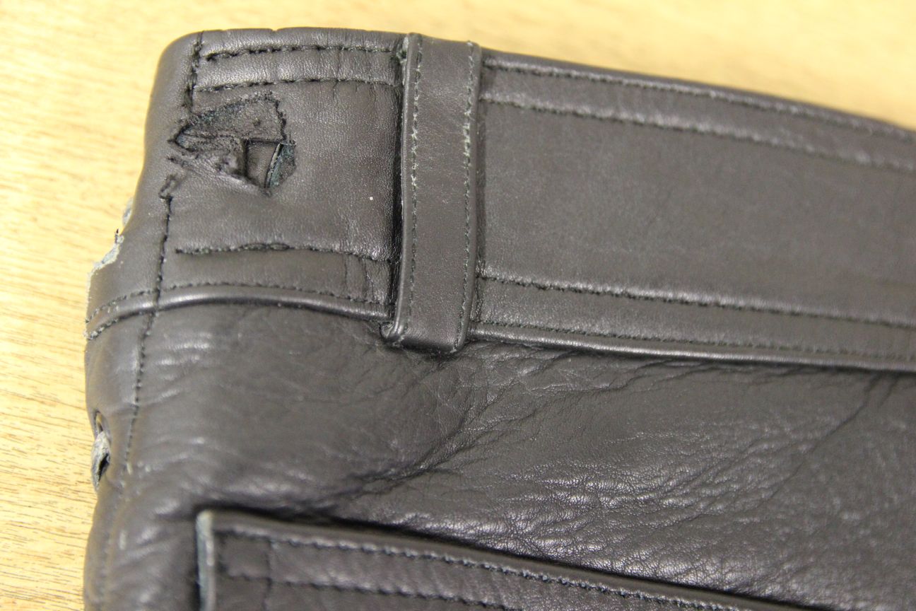 KJ BIKER'S WEAR BLACK LEATHER JEANS WITH SIDE LACES WAIST 34 IN/INSIDE LEG 27 IN