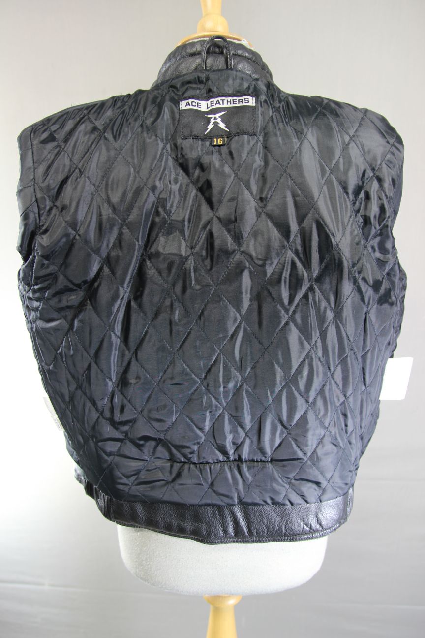 CLASSIC BLACK ACE LEATHERS BIKER JACKET SIZE 10-12: 34 INCH CHEST
