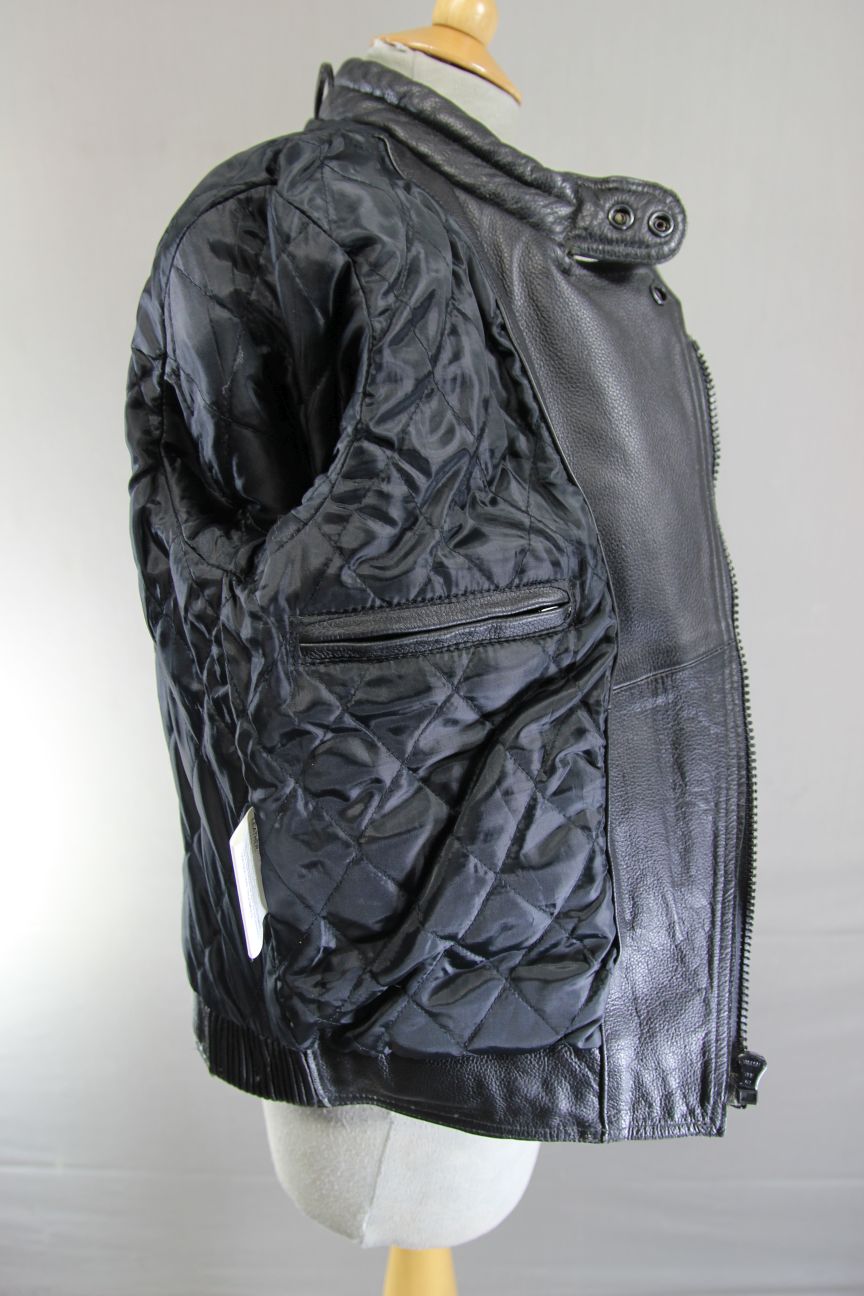 CLASSIC BLACK ACE LEATHERS BIKER JACKET SIZE 10-12: 34 INCH CHEST