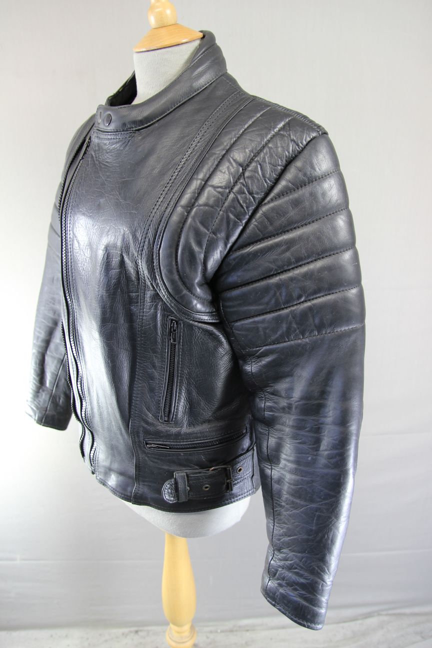 CLASSIC BLACK LEATHER BIKER JACKET 36-38 INCH CHEST