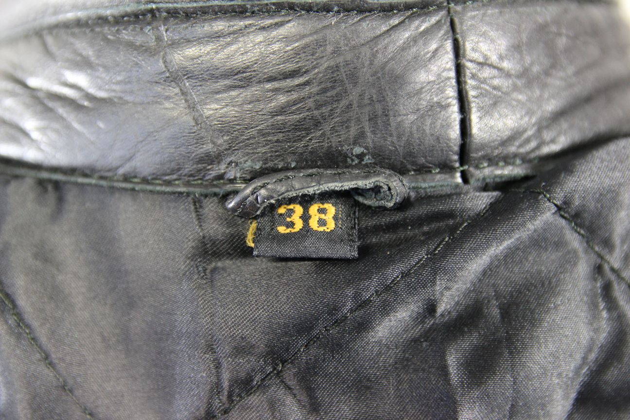 CLASSIC BLACK LEATHER BIKER JACKET 36-38 INCH CHEST