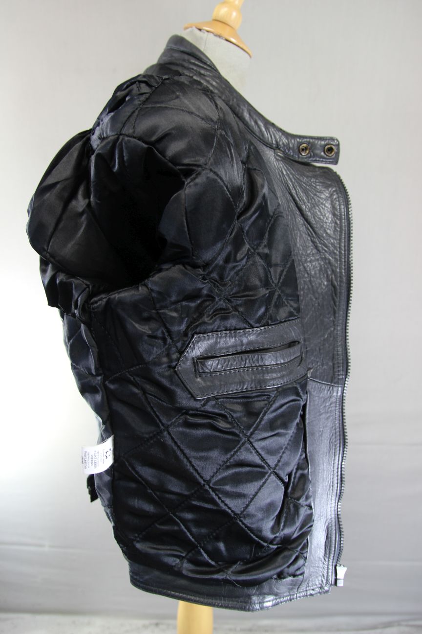 CLASSIC BLACK LEATHER BIKER JACKET 36-38 INCH CHEST
