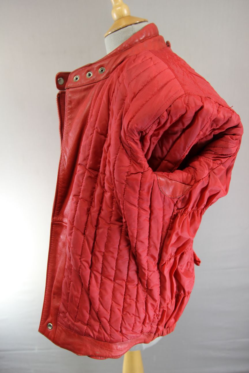 VINTAGE 1970's/1980's CLASSIC RED LEATHER BIKER JACKET 36-38 INCH CHEST
