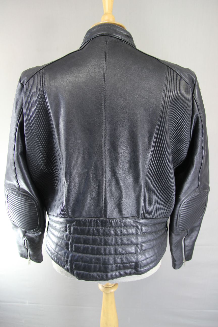 CLASSIC PROTECH LEATHER APPAREL VENTILATED BLACK BIKER JACKET 42-44 INCH/LARGE