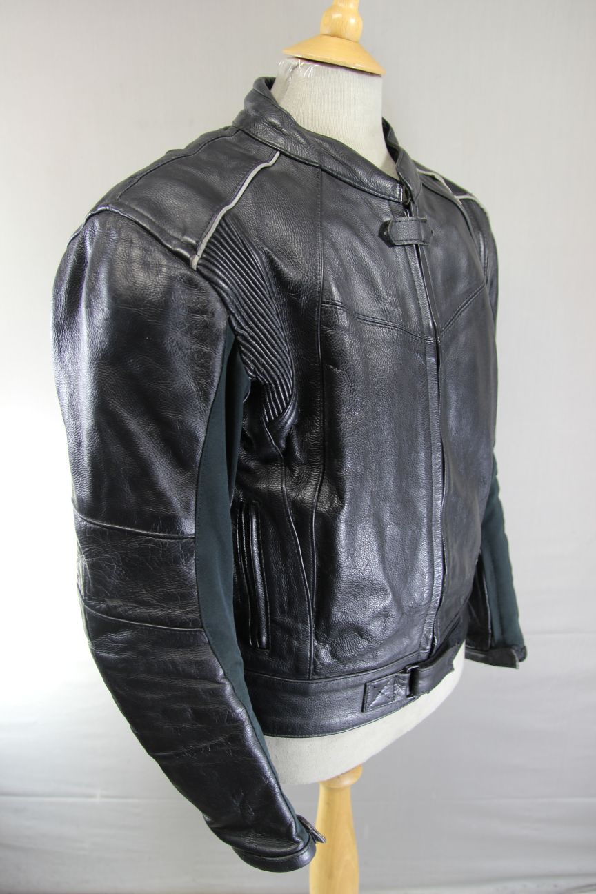 BIKERS GEAR BLACK LEATHER JACKET + SHOULDER/ELBOW CE ARMOUR & THERMAL LINING 42"