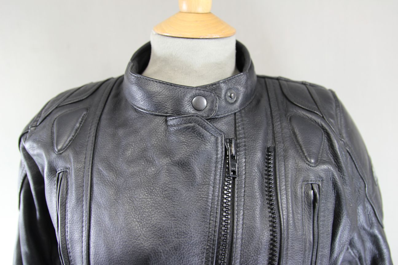DYNAMIC LEATHERS BLACK BIKER JACKET WITH REMOVABLE ARMASPORT+ CE ARMOUR: SIZE 14