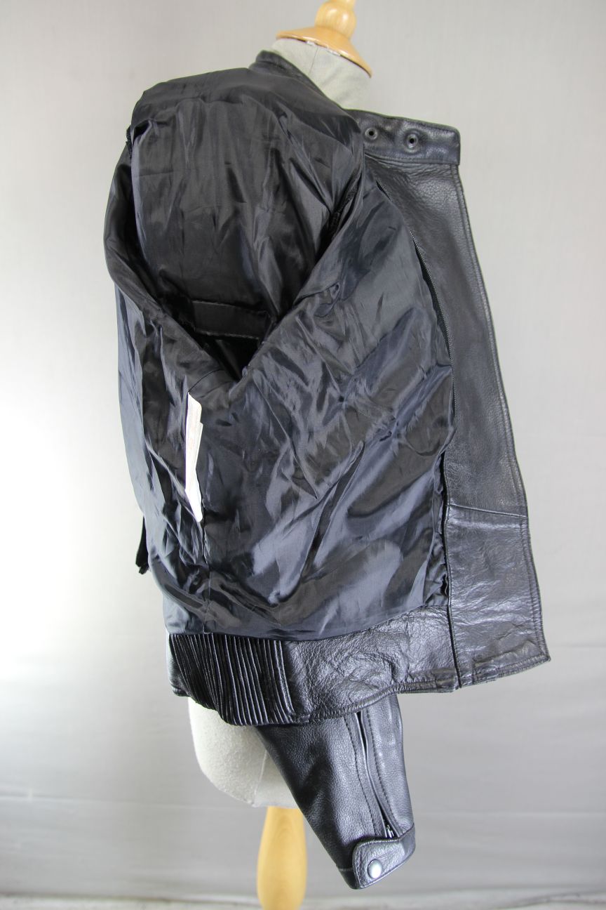 DYNAMIC LEATHERS BLACK BIKER JACKET WITH REMOVABLE ARMASPORT+ CE ARMOUR: SIZE 14