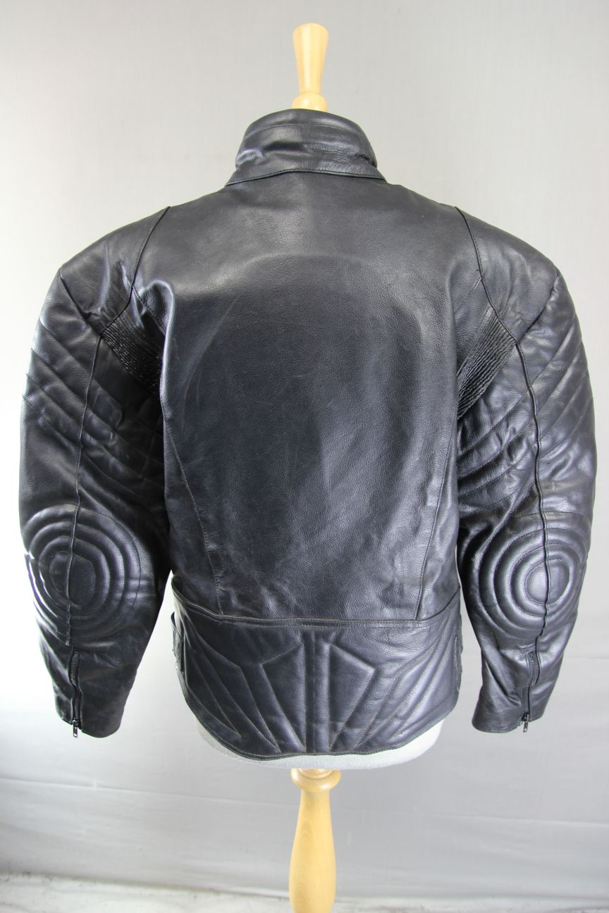 CLASSIC BLACK LEATHER BIKER JACKET WITH BACK, SHOULDER & ELBOW CE ARMOUR 38 INCH