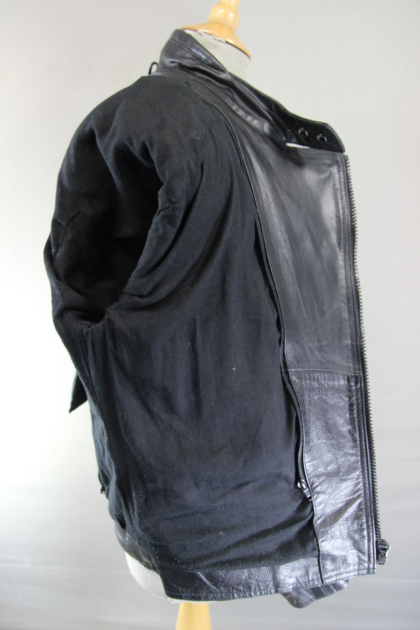 CLASSIC BLACK LEATHER BIKER JACKET WITH BACK, SHOULDER & ELBOW CE ARMOUR 38 INCH