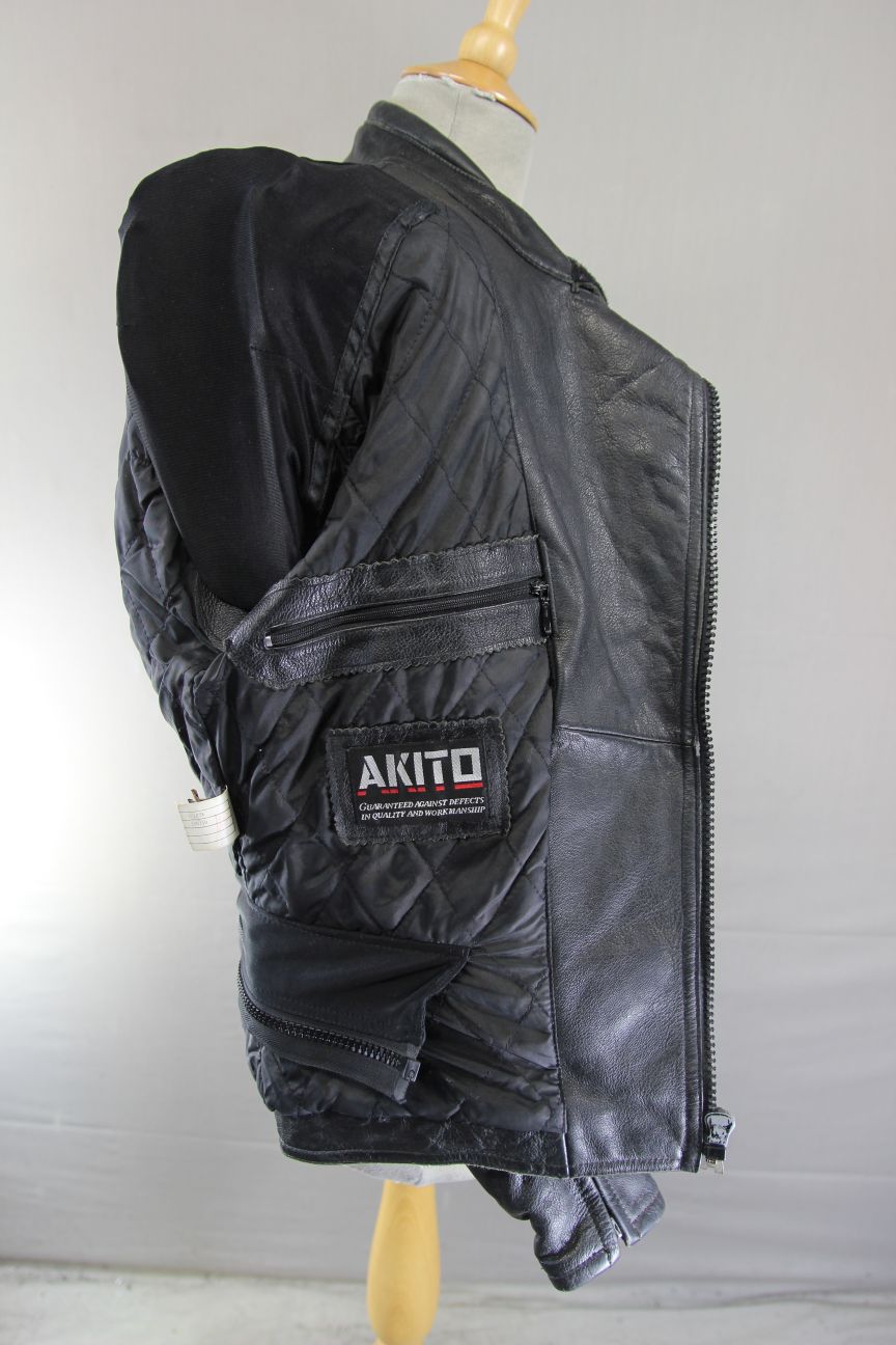 AKITO BLACK LEATHER BIKER JACKET WITH SHOULDER & ELBOW BODYGUARD CE ARMOUR 36 IN