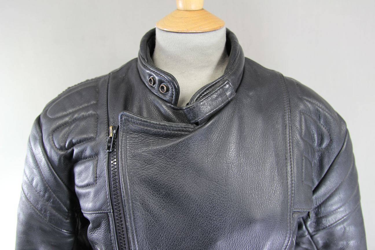 CLASSIC BRITISH MADE BLACK LEATHER GEAR BIKER JACKET 38 INCH