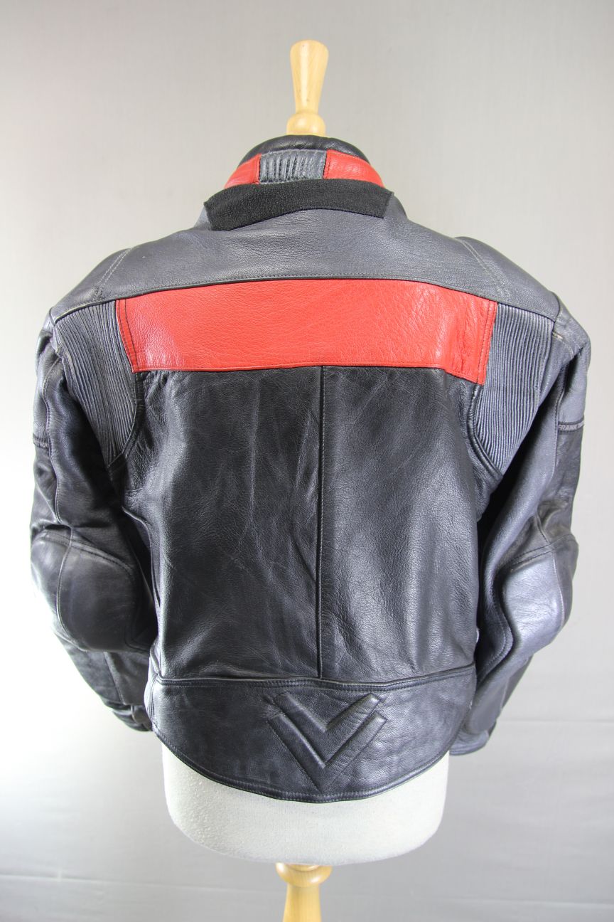 FRANK THOMAS BLACK, SILVER & RED LEATHER BIKER JACKET WITH BACK PROTECTOR 40 IN